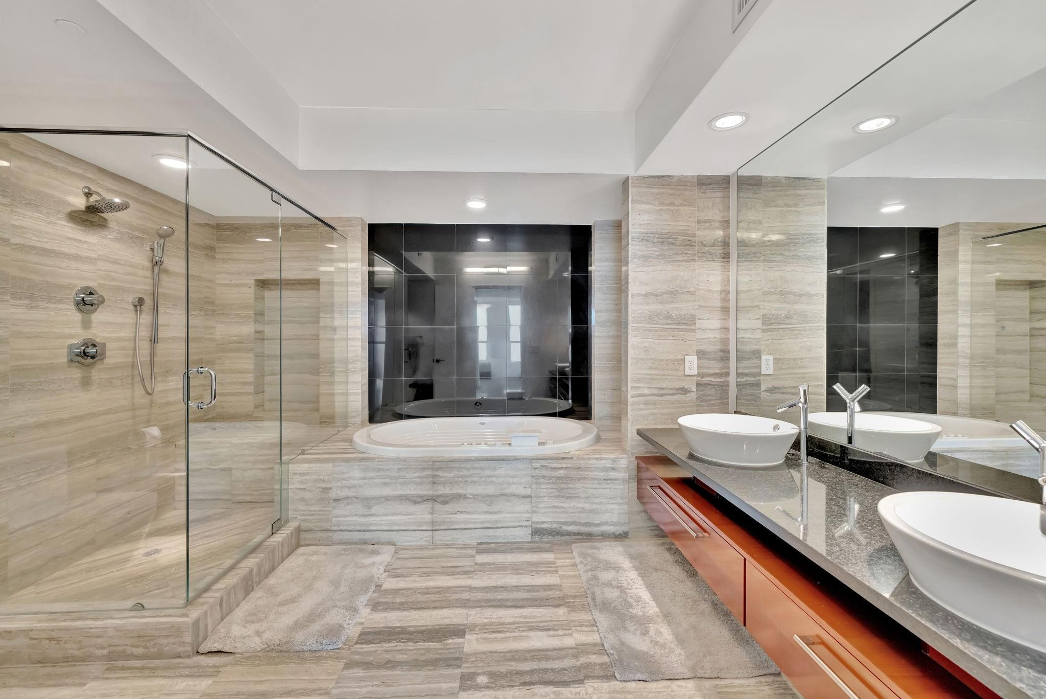 101 S Fort Lauderdale Beach Blvd: Unit 1405