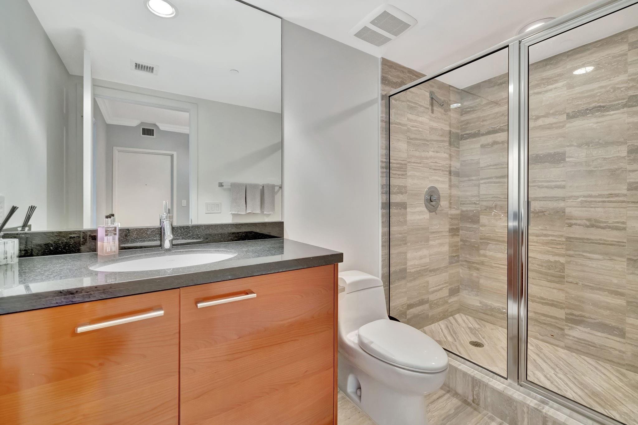 101 S Fort Lauderdale Beach Blvd: Unit 1405