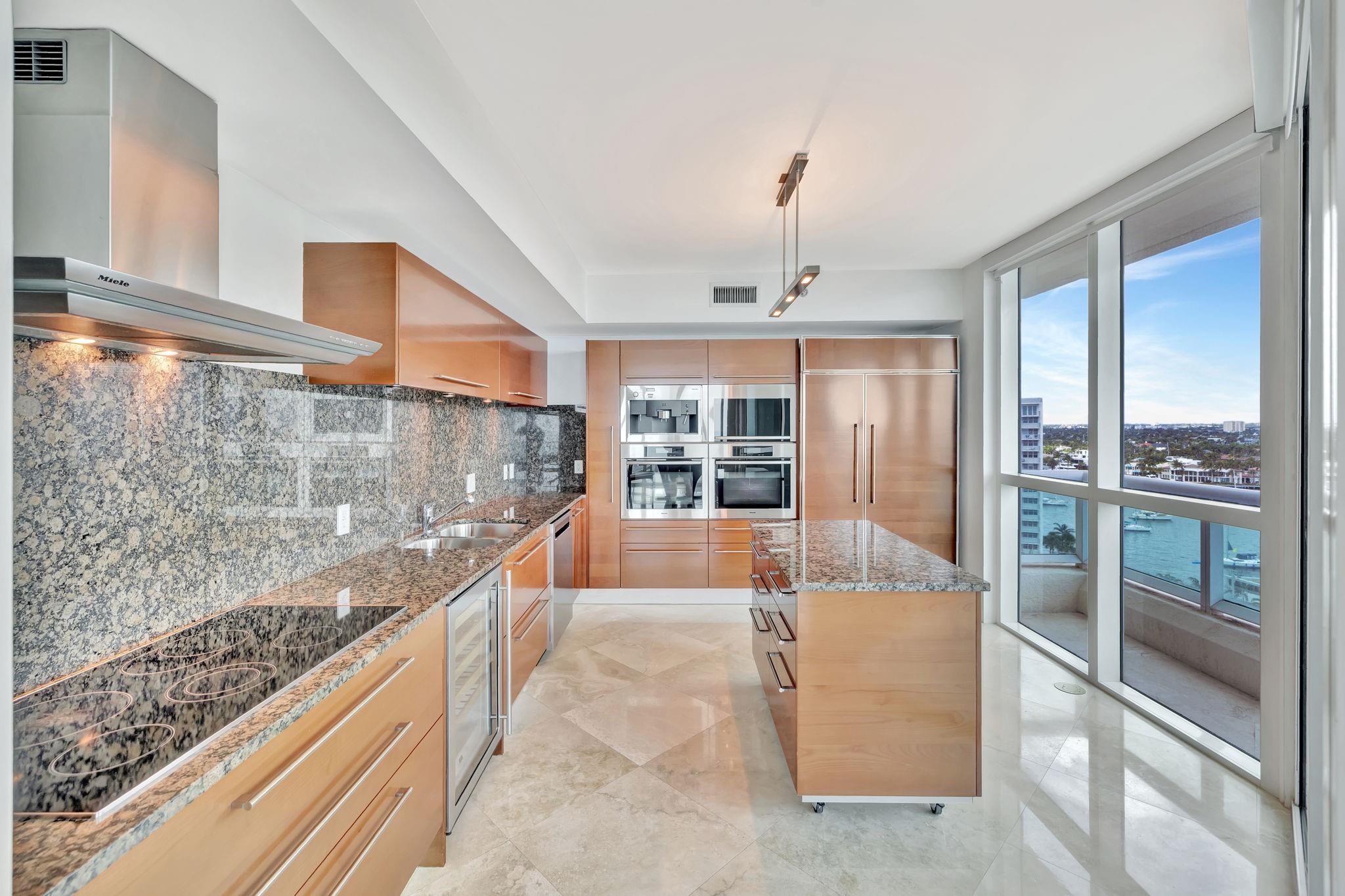 101 S Fort Lauderdale Beach Blvd: Unit 1405