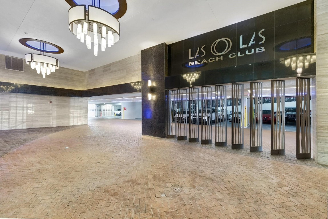 101 S Fort Lauderdale Beach Blvd: Unit 1405