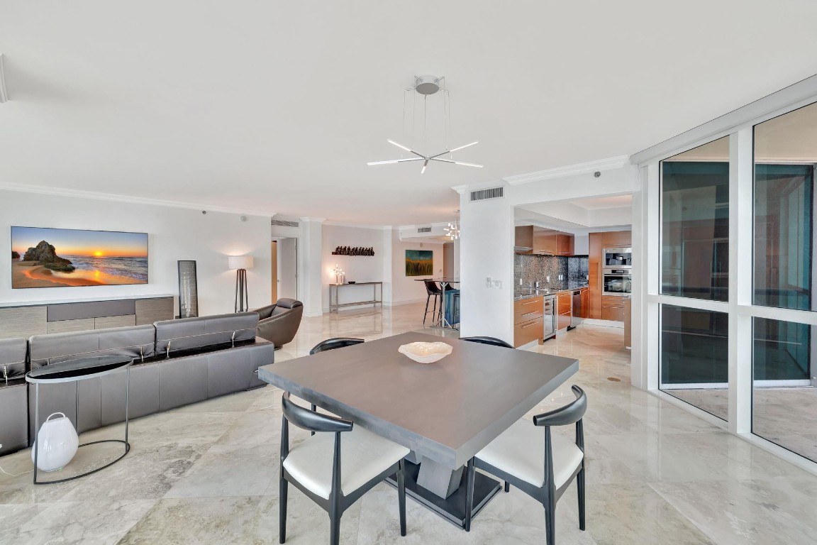 101 S Fort Lauderdale Beach Blvd: Unit 1405