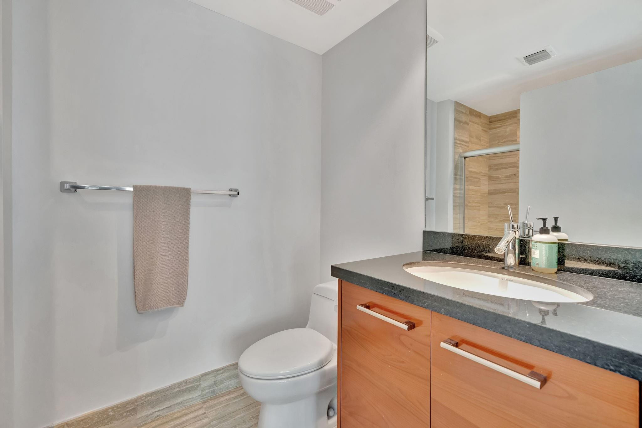 101 S Fort Lauderdale Beach Blvd: Unit 1405