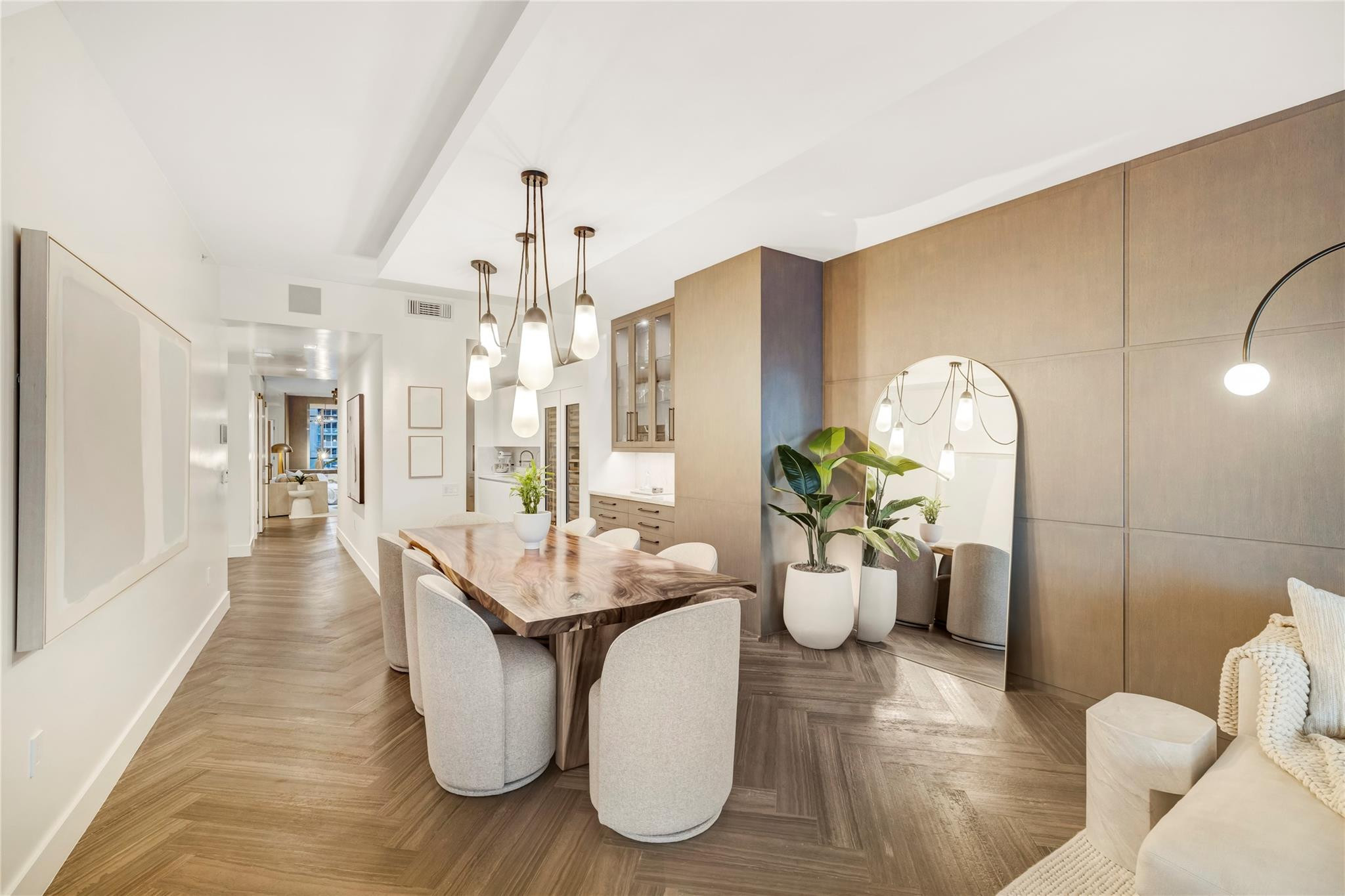 2200 N Ocean Blvd: Unit S903