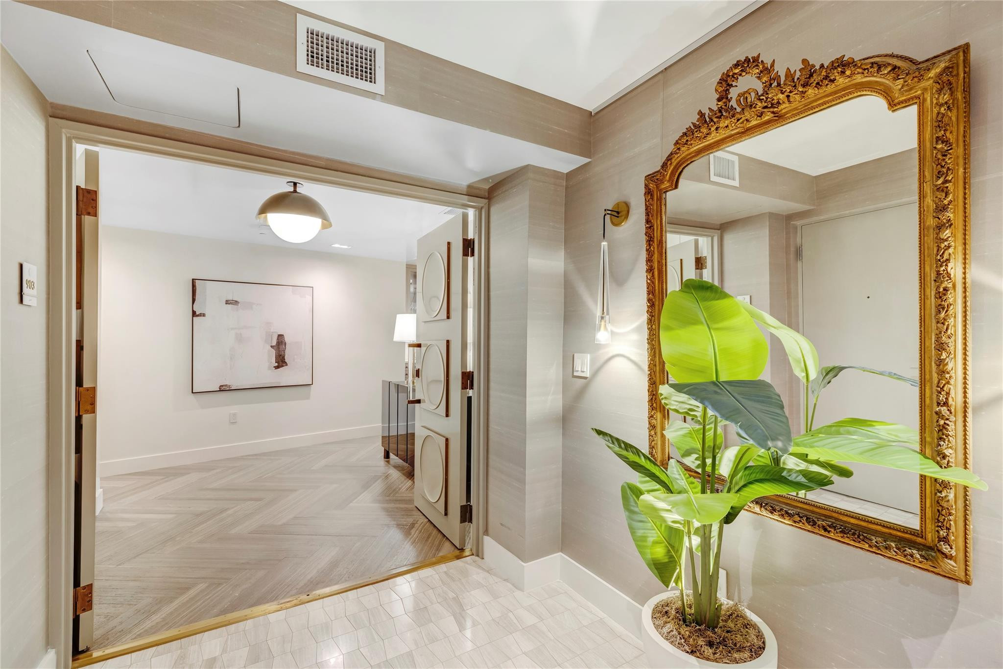 2200 N Ocean Blvd: Unit S903