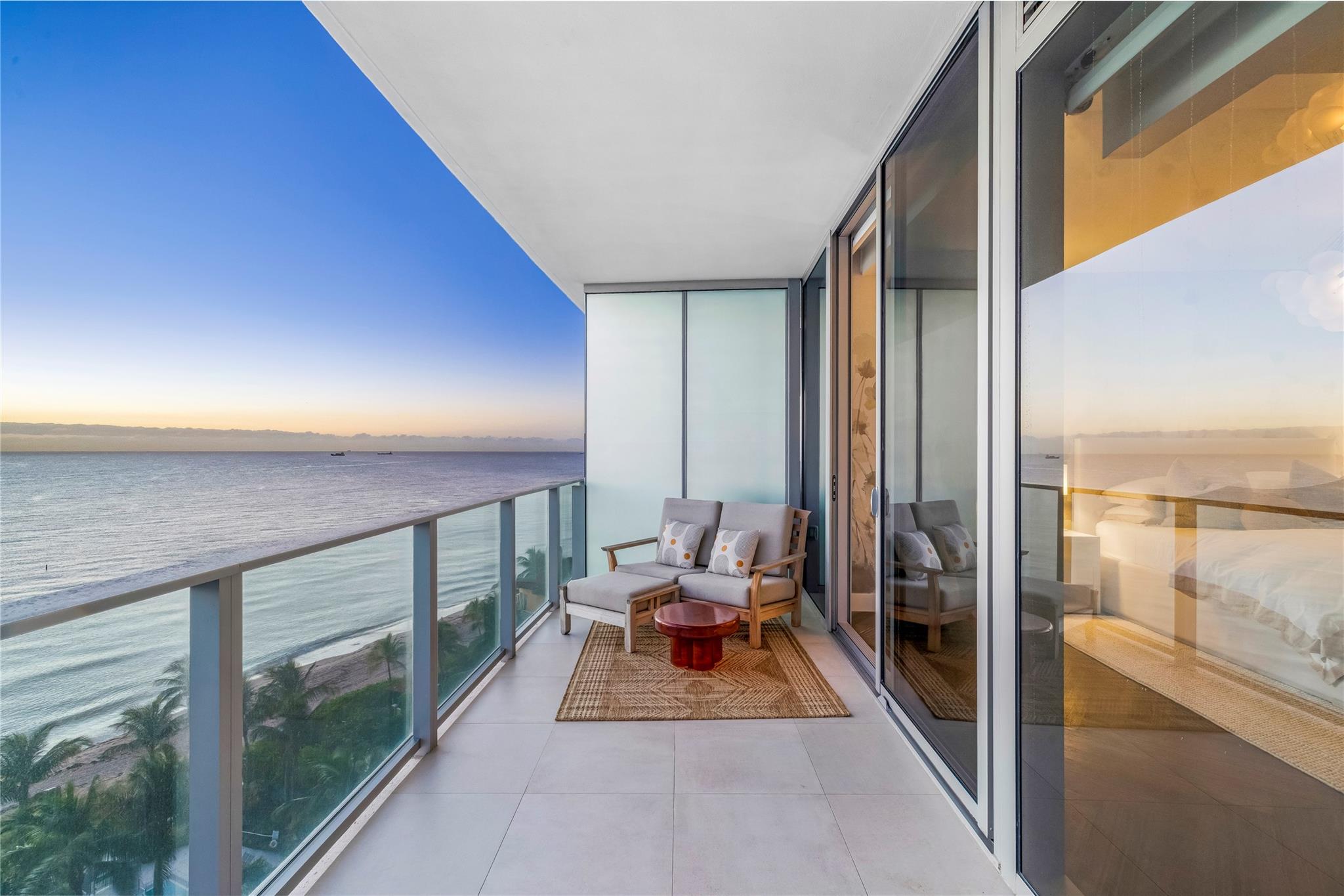 2200 N Ocean Blvd: Unit S903