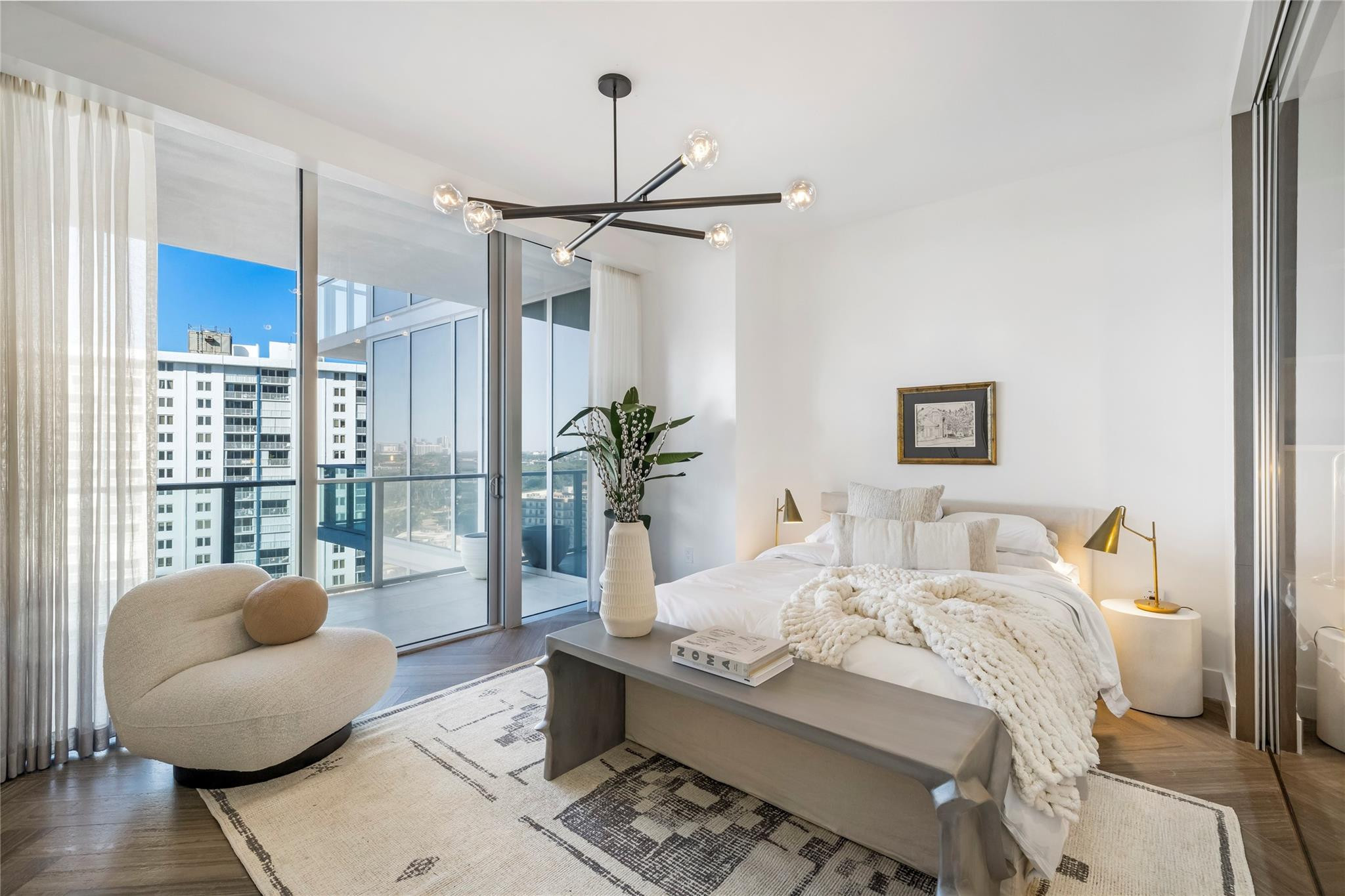 2200 N Ocean Blvd: Unit S903