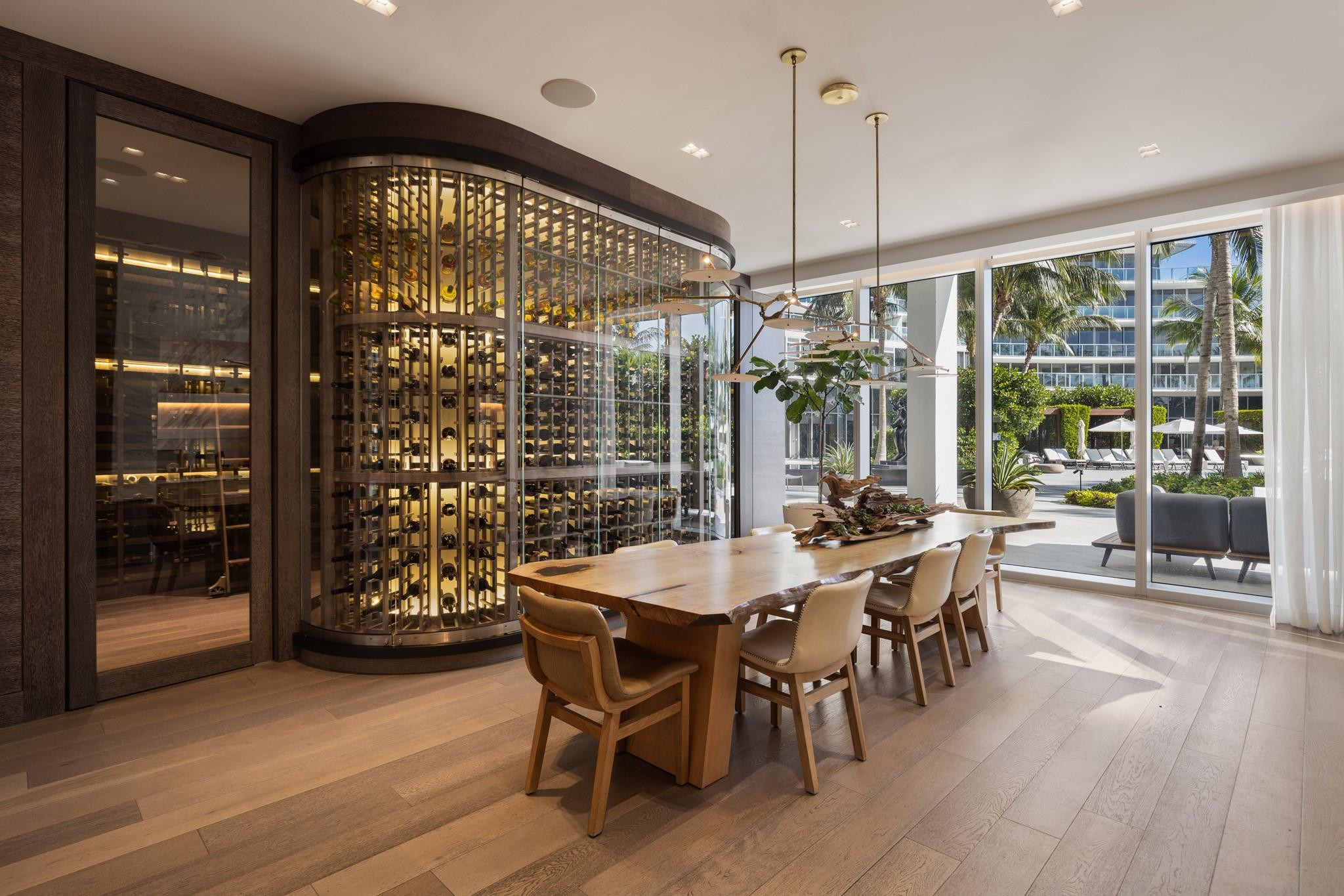 2200 N Ocean Blvd: Unit S903