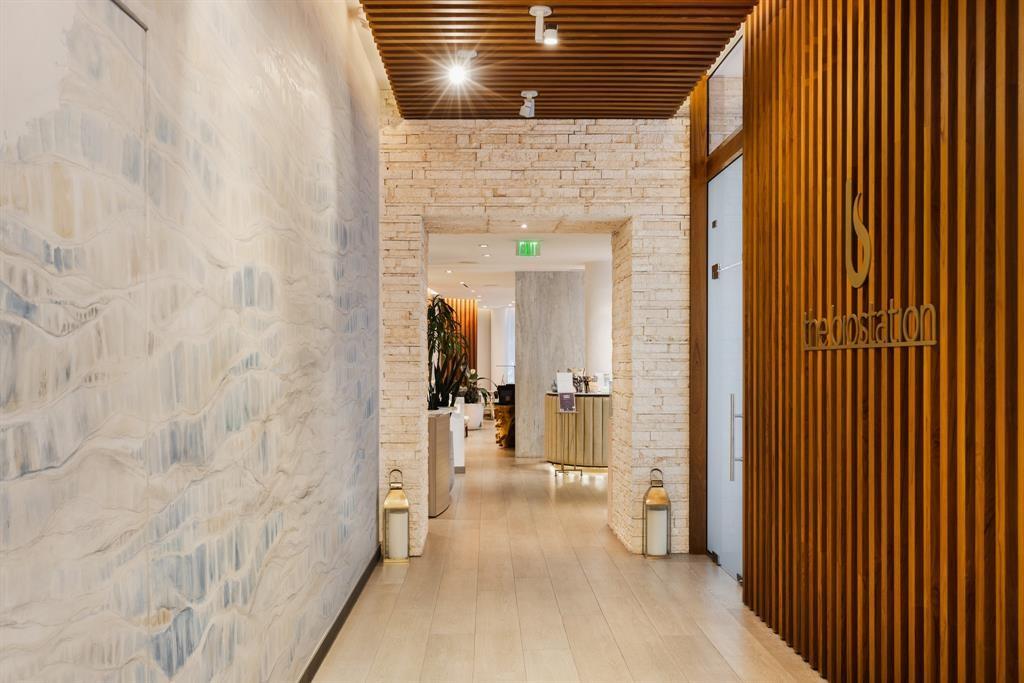 2200 N Ocean Blvd: Unit S501