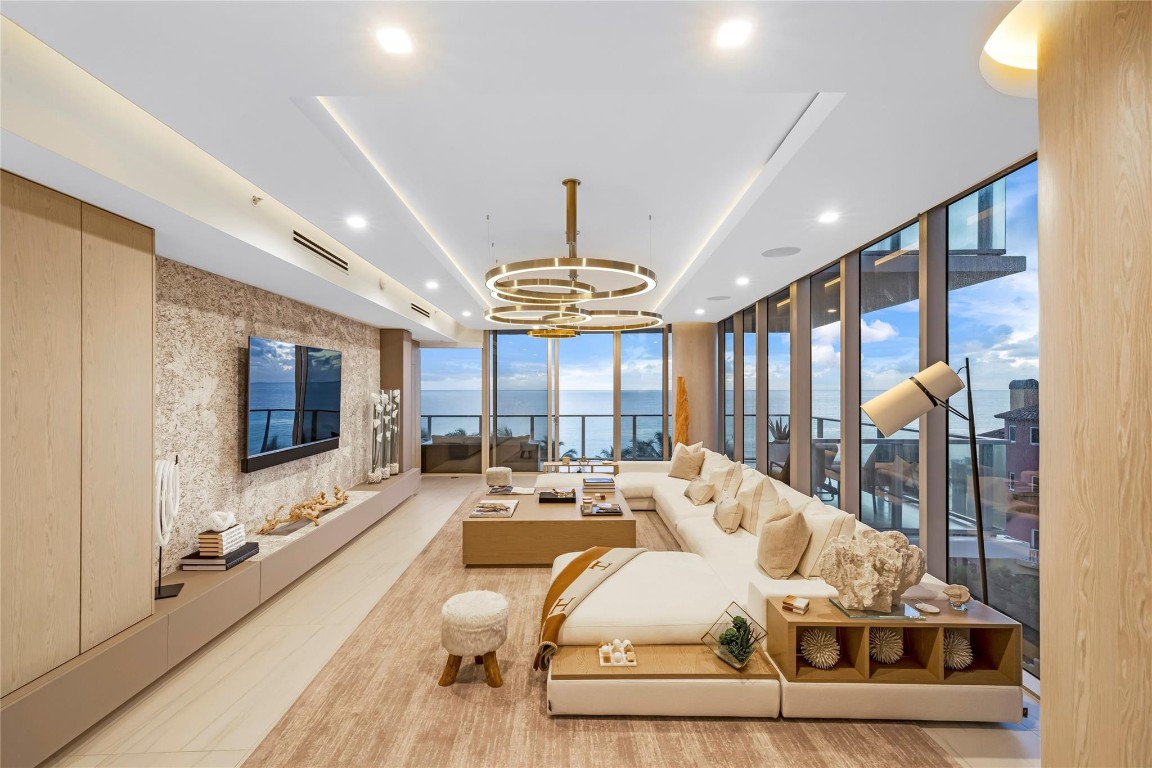 2200 N Ocean Blvd: Unit S501