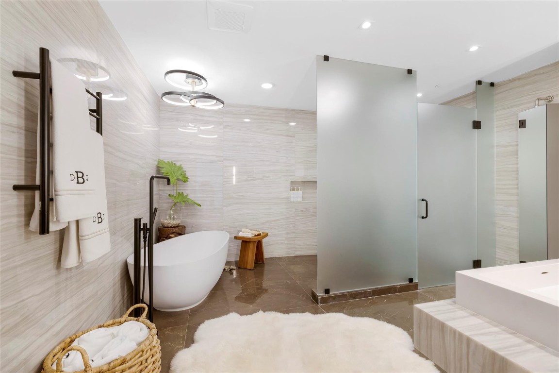 2200 N Ocean Blvd: Unit S501