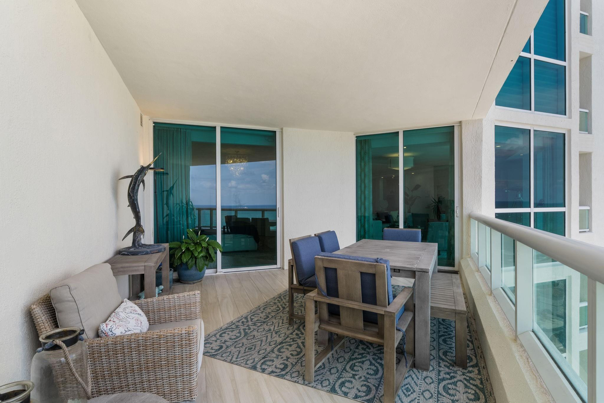 101 S Fort Lauderdale Beach Blvd: Unit 2102