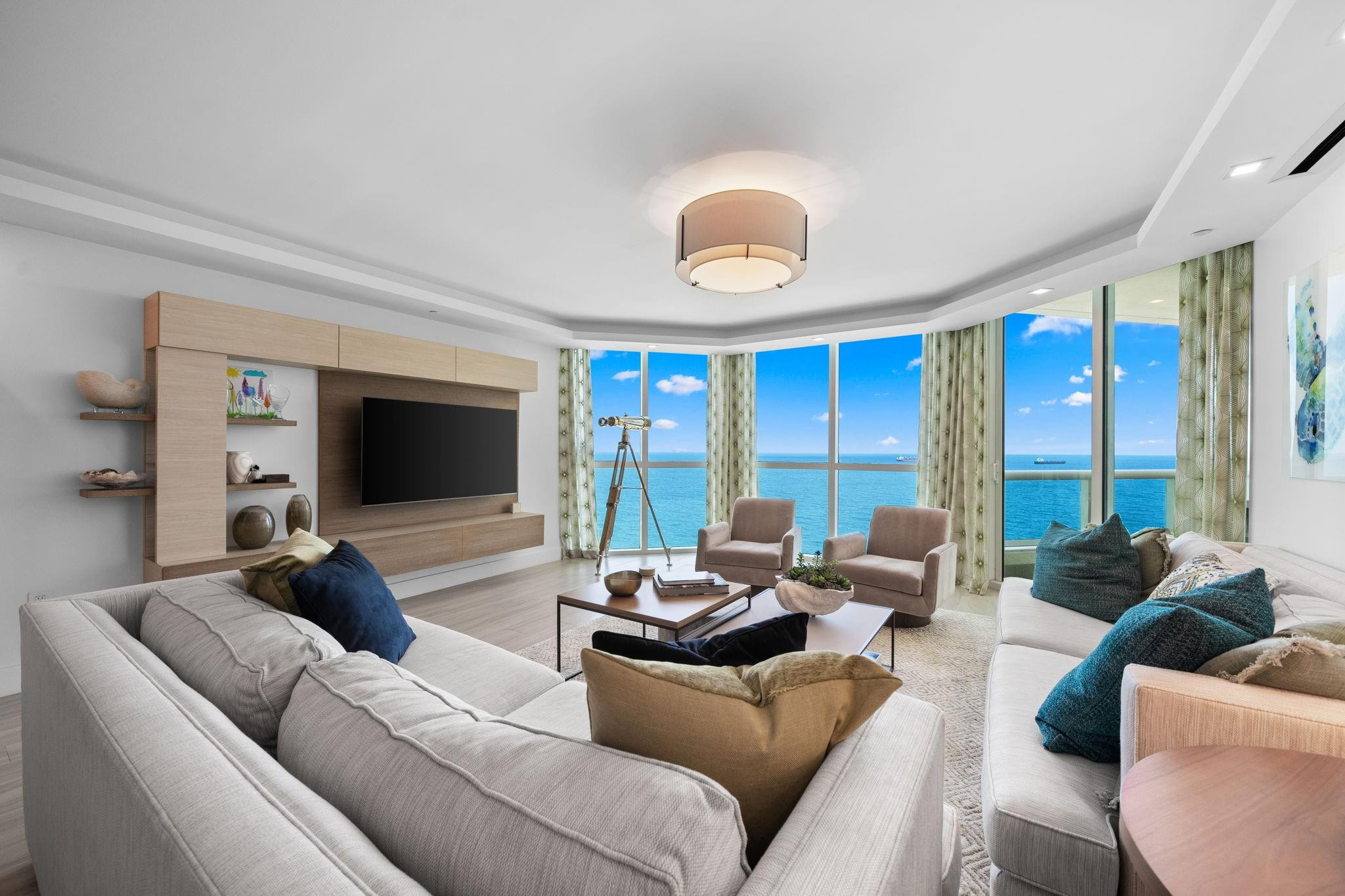 101 S Fort Lauderdale Beach Blvd: Unit 2102