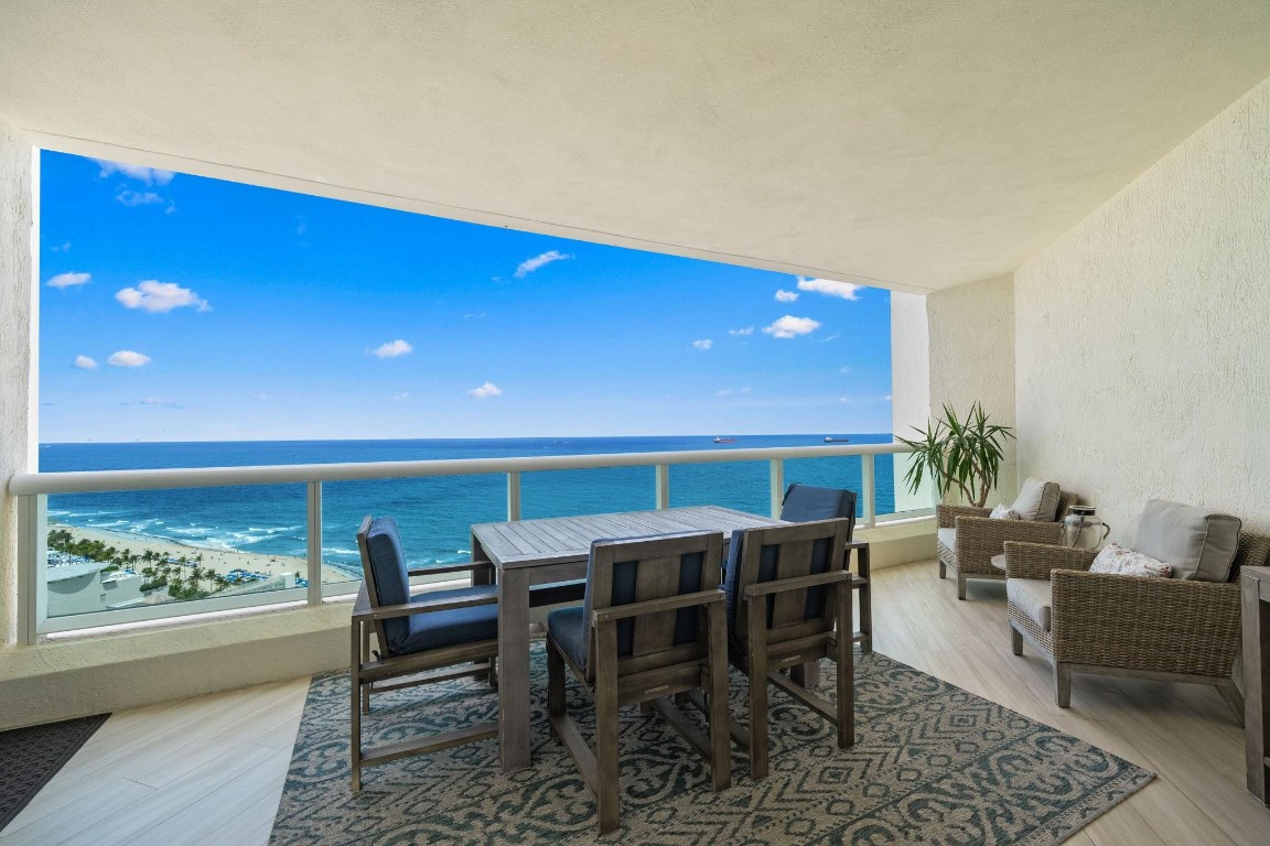 101 S Fort Lauderdale Beach Blvd: Unit 2102