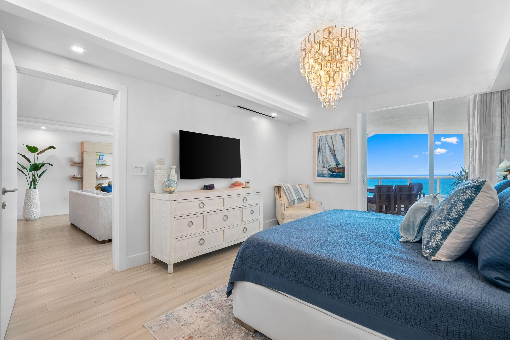 101 S Fort Lauderdale Beach Blvd: Unit 2102