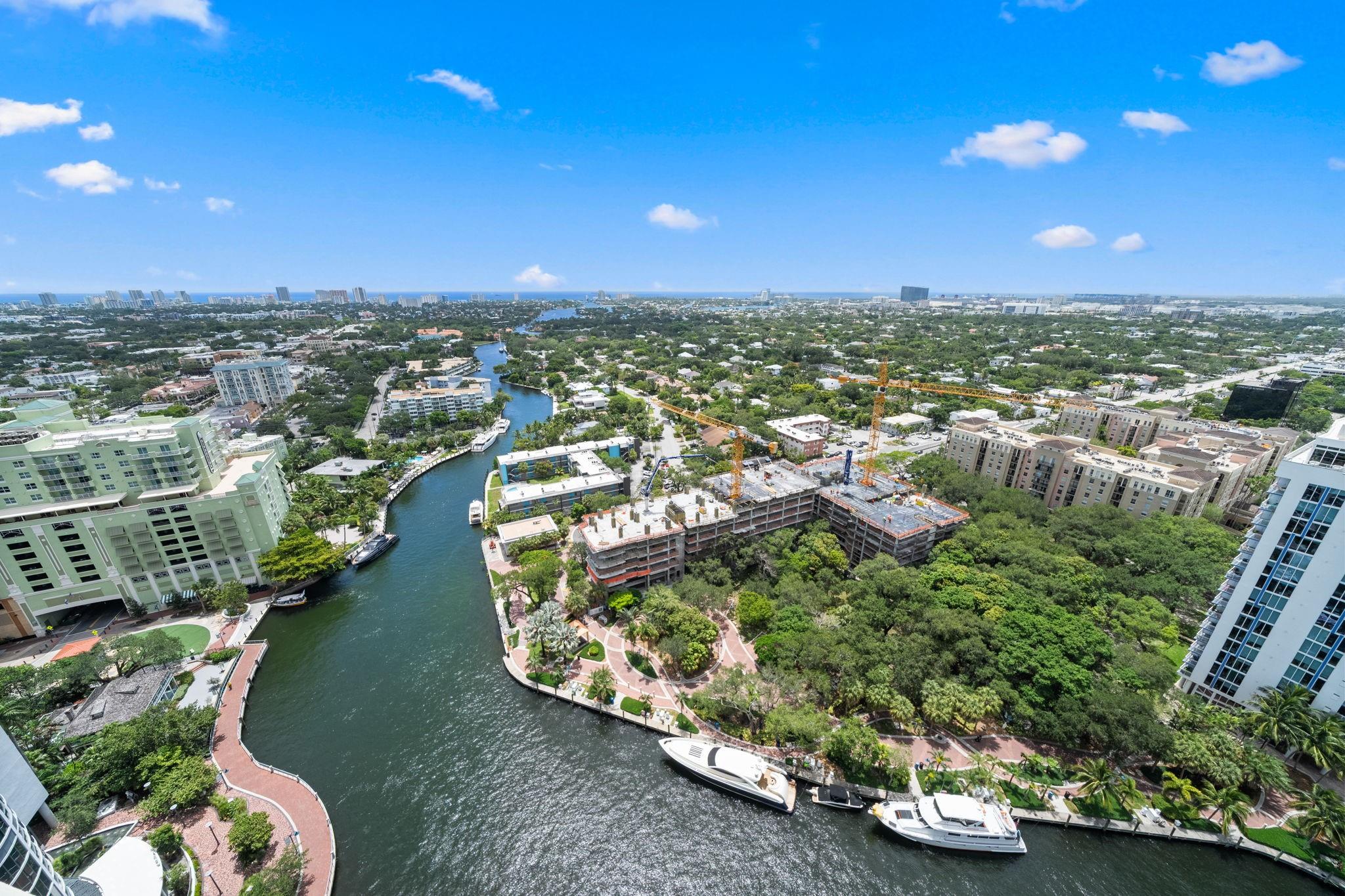 411 N New River Dr 2905