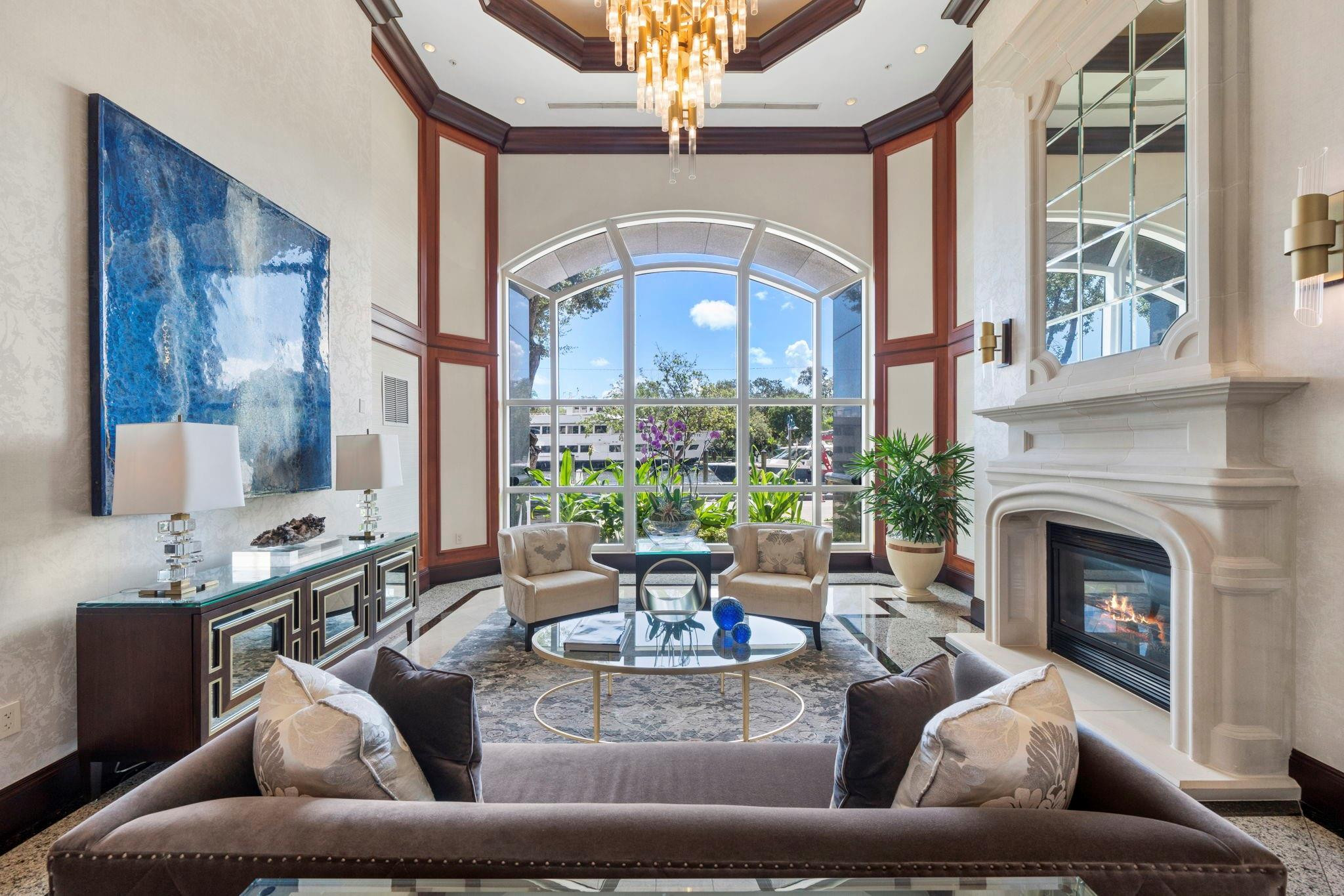 411 N New River Dr: Unit 2905