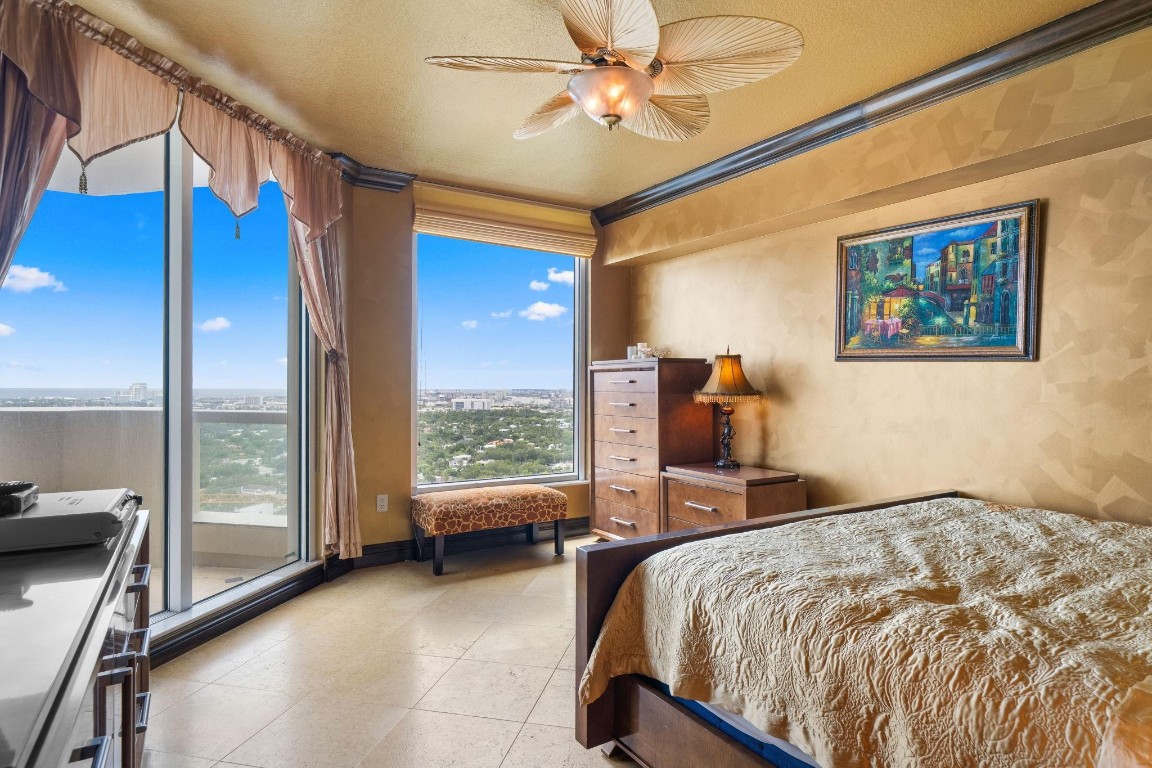 411 N New River Dr: Unit 2905