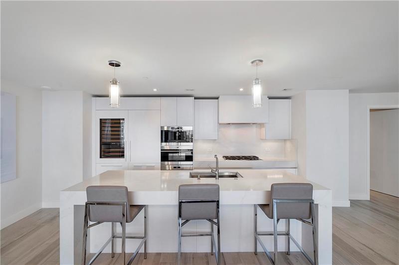 2200 N Ocean Blvd: Unit N703