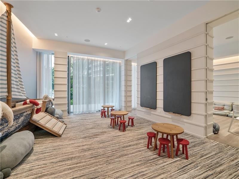 2200 N Ocean Blvd: Unit N703