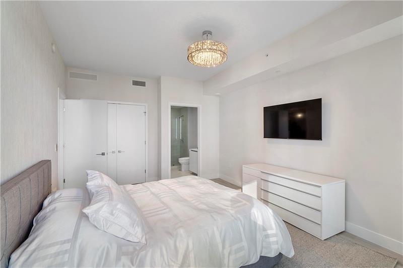 2200 N Ocean Blvd: Unit N703