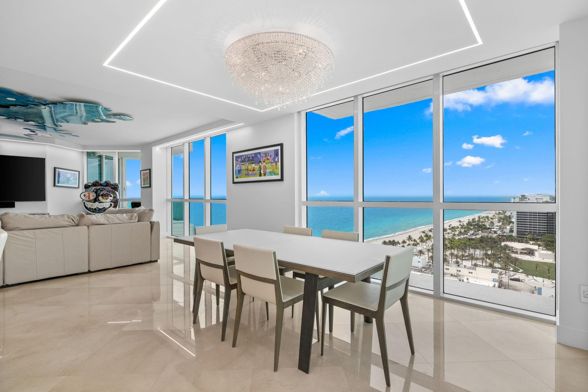 101 S FORT LAUDERDALE BEACH BLVD: Unit 1907