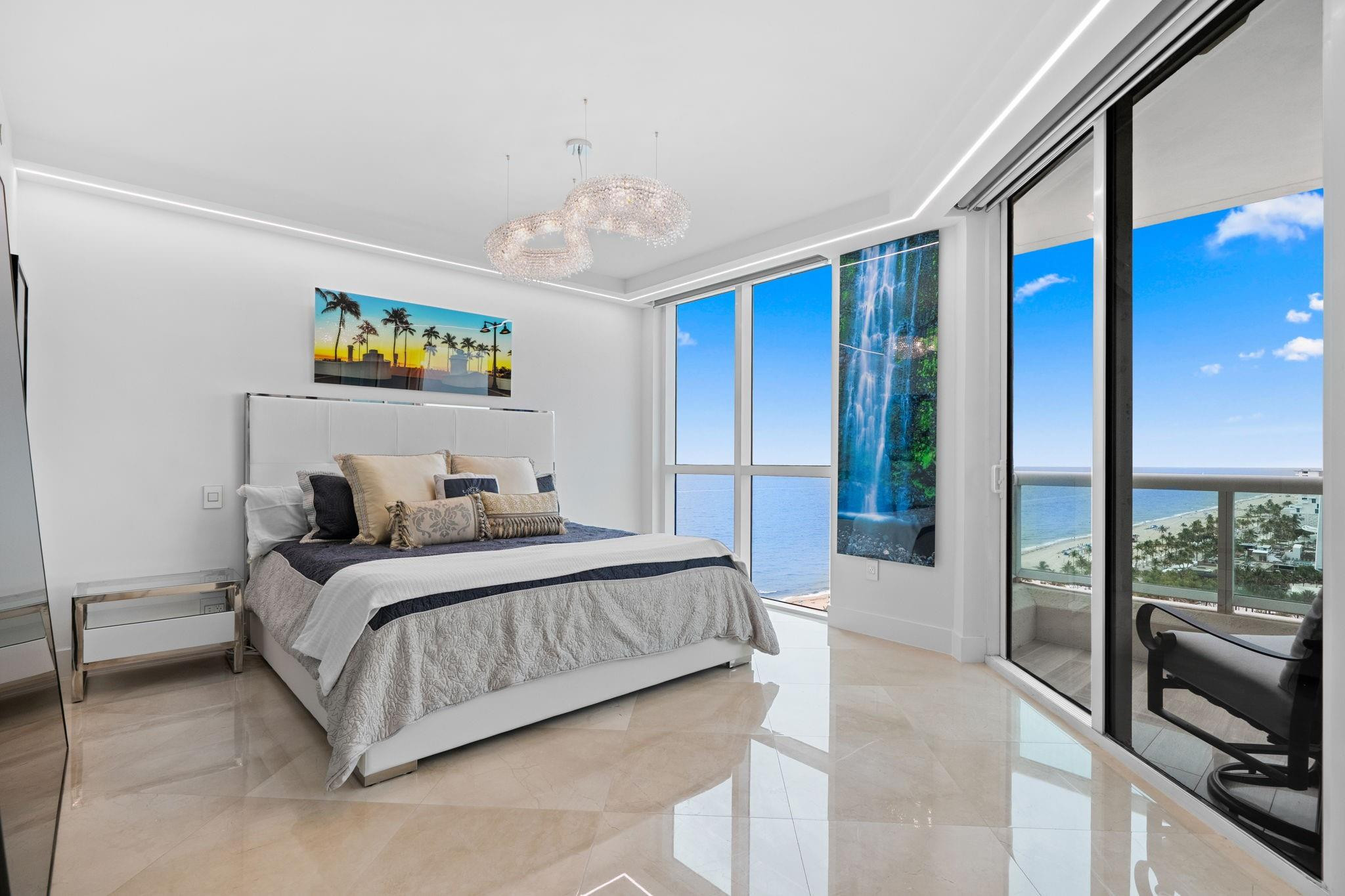 101 S FORT LAUDERDALE BEACH BLVD: Unit 1907