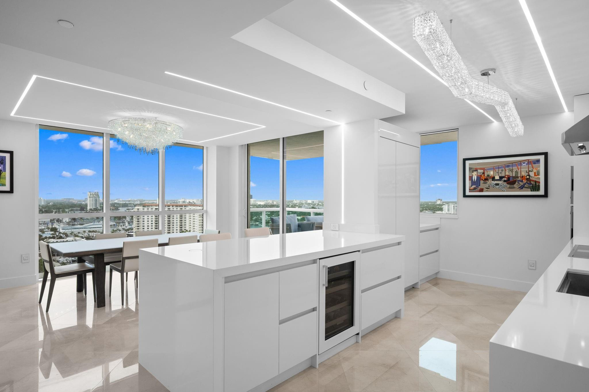 101 S FORT LAUDERDALE BEACH BLVD: Unit 1907