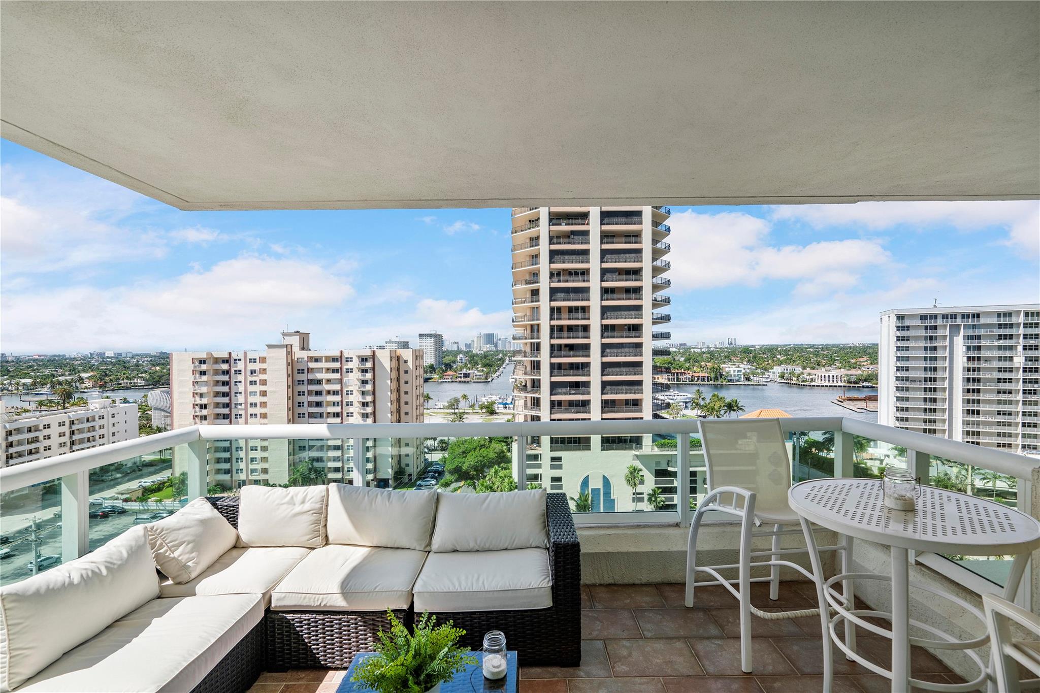 101 S Fort Lauderdale Beach Blvd: Unit 1207