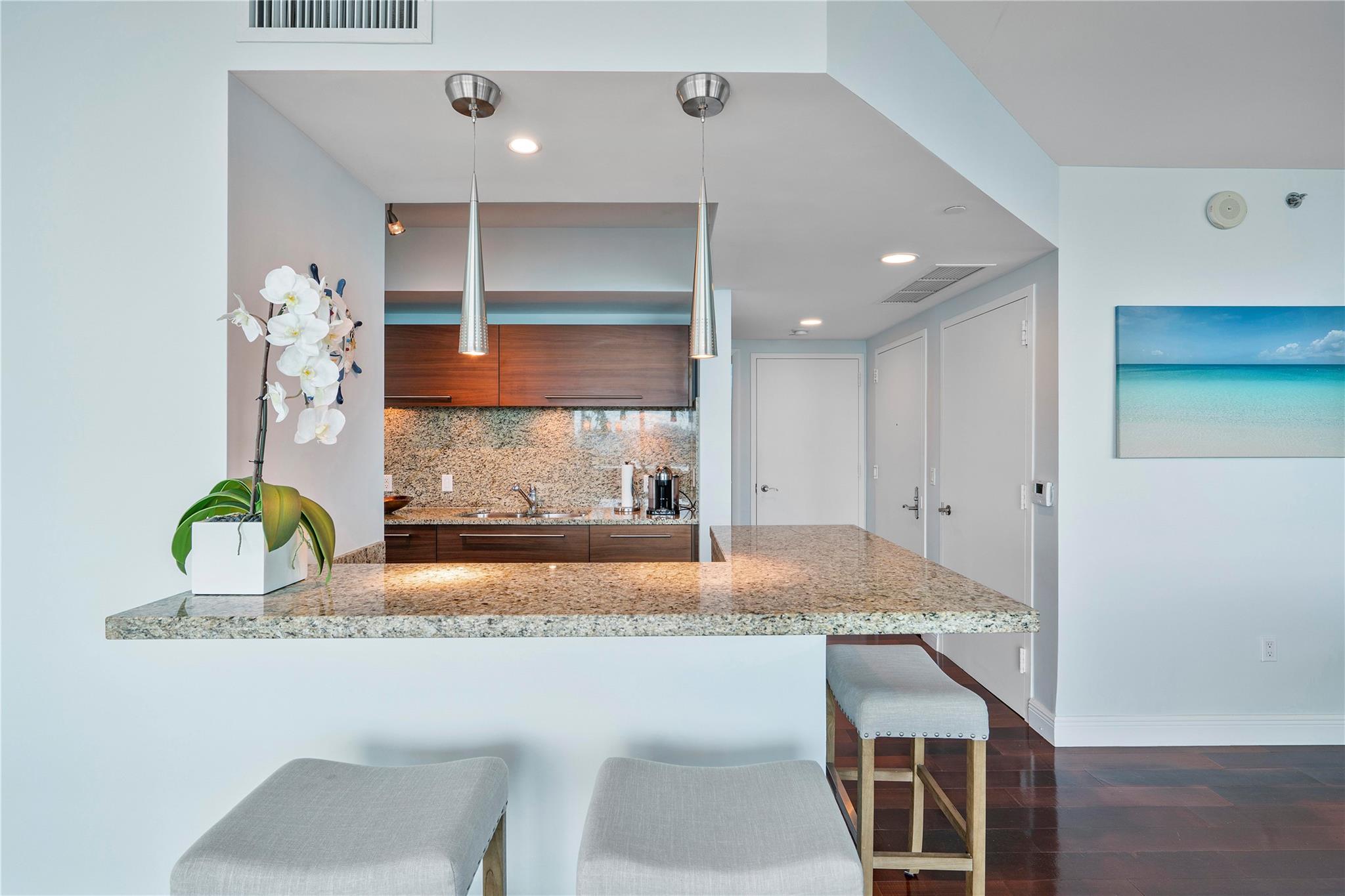 101 S Fort Lauderdale Beach Blvd: Unit 1207