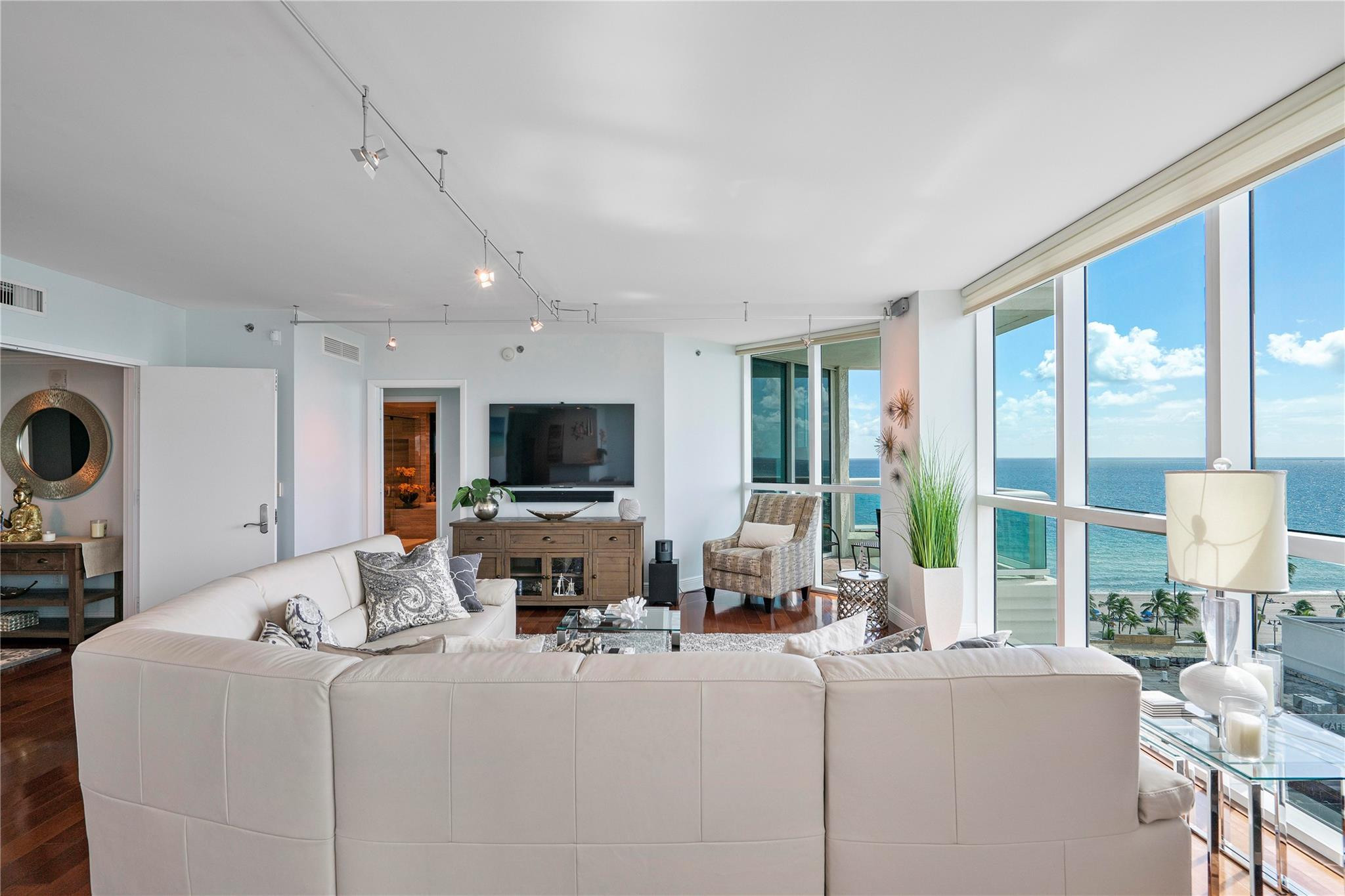 101 S Fort Lauderdale Beach Blvd: Unit 1207