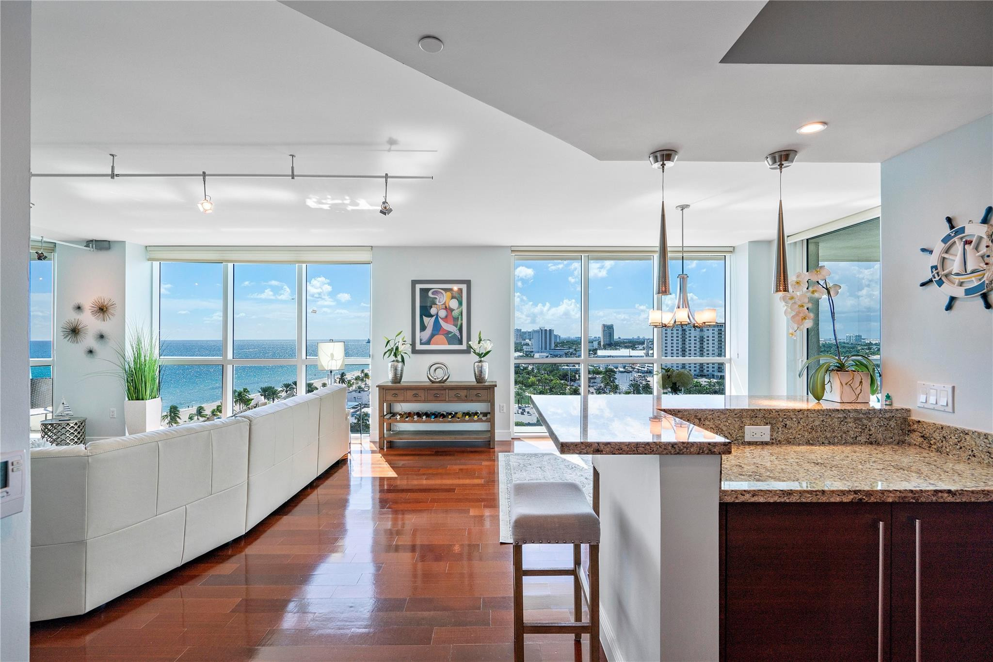 101 S Fort Lauderdale Beach Blvd: Unit 1207