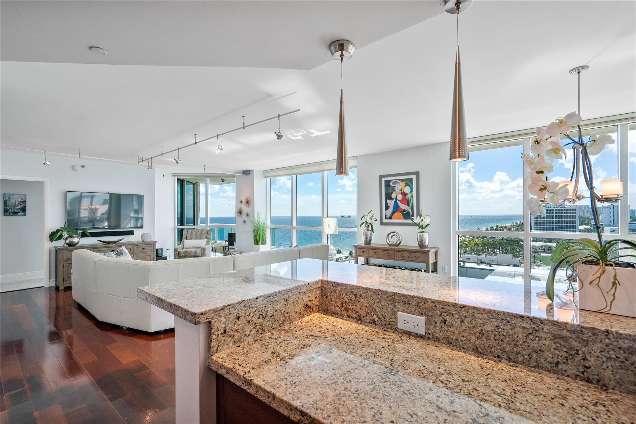 101 S Fort Lauderdale Beach Blvd: Unit 1207