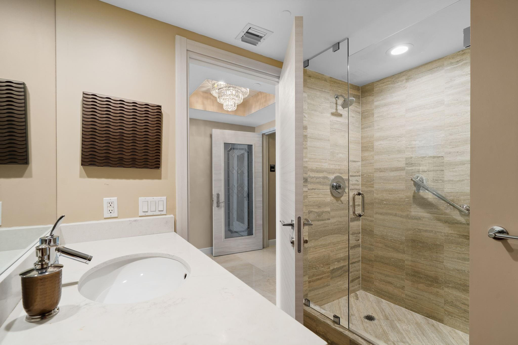 101 S Fort Lauderdale Beach Blvd: Unit 2402