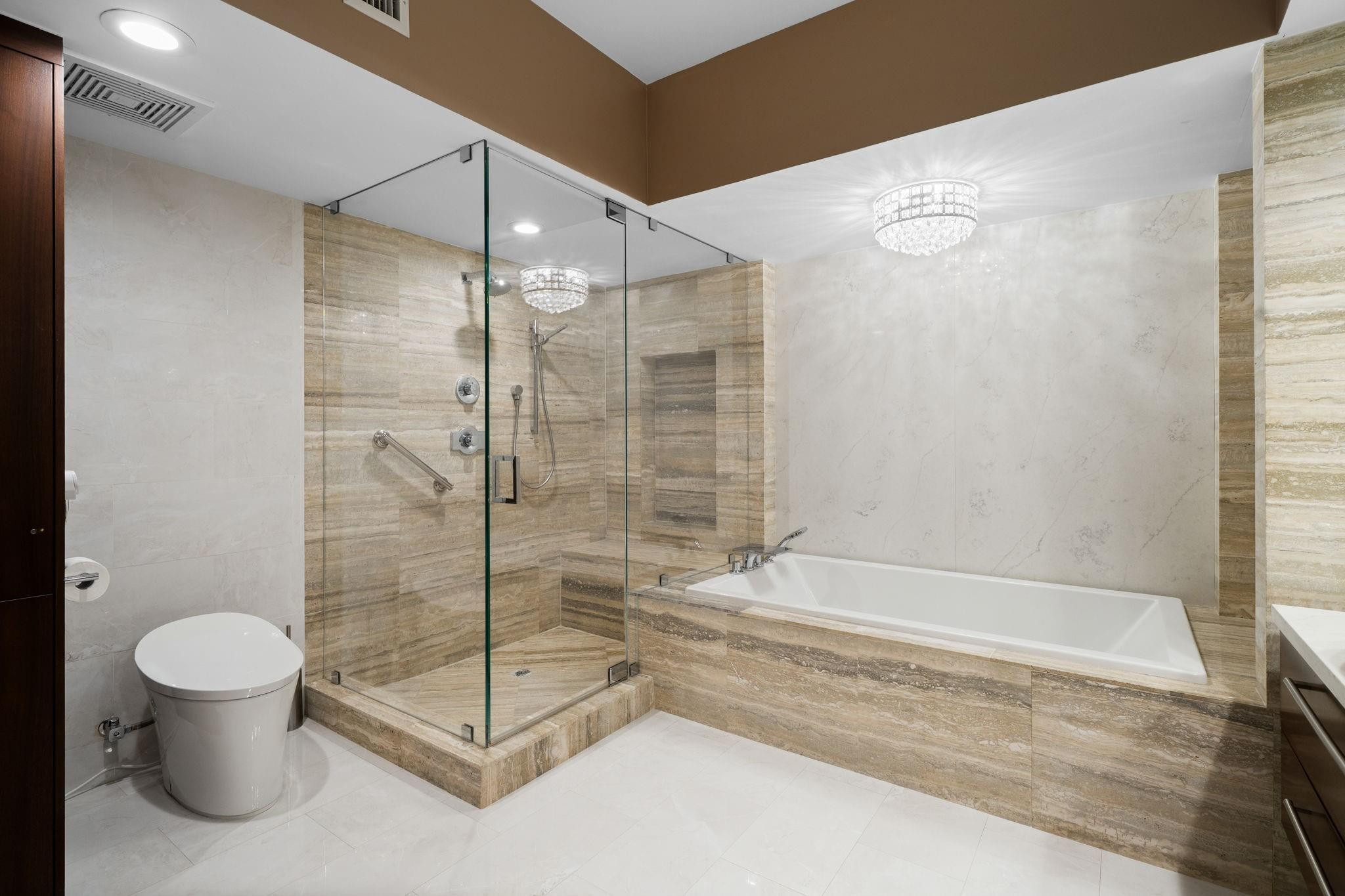 101 S Fort Lauderdale Beach Blvd: Unit 2402