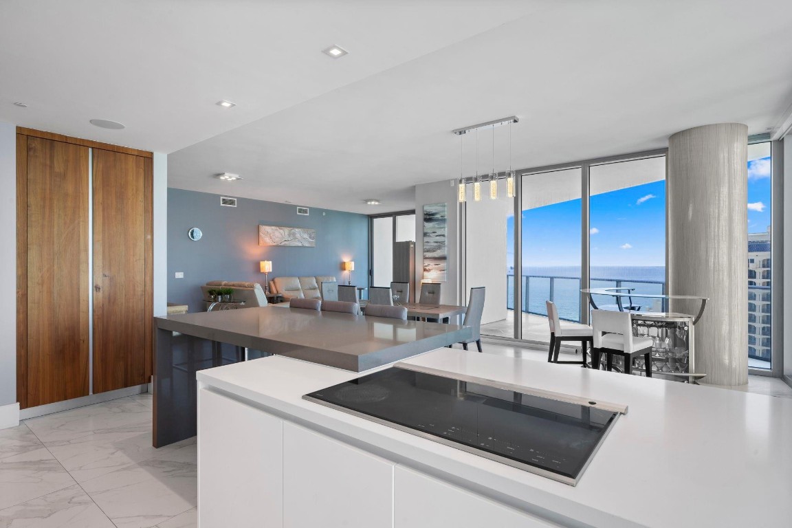 701 N Fort Lauderdale Beach Blvd: Unit 1205