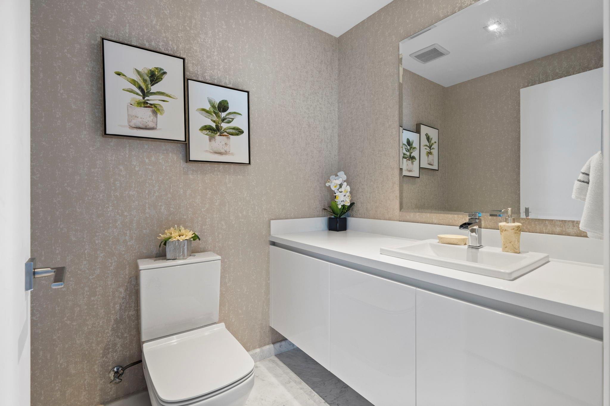 701 N Fort Lauderdale Beach Blvd: Unit 1205