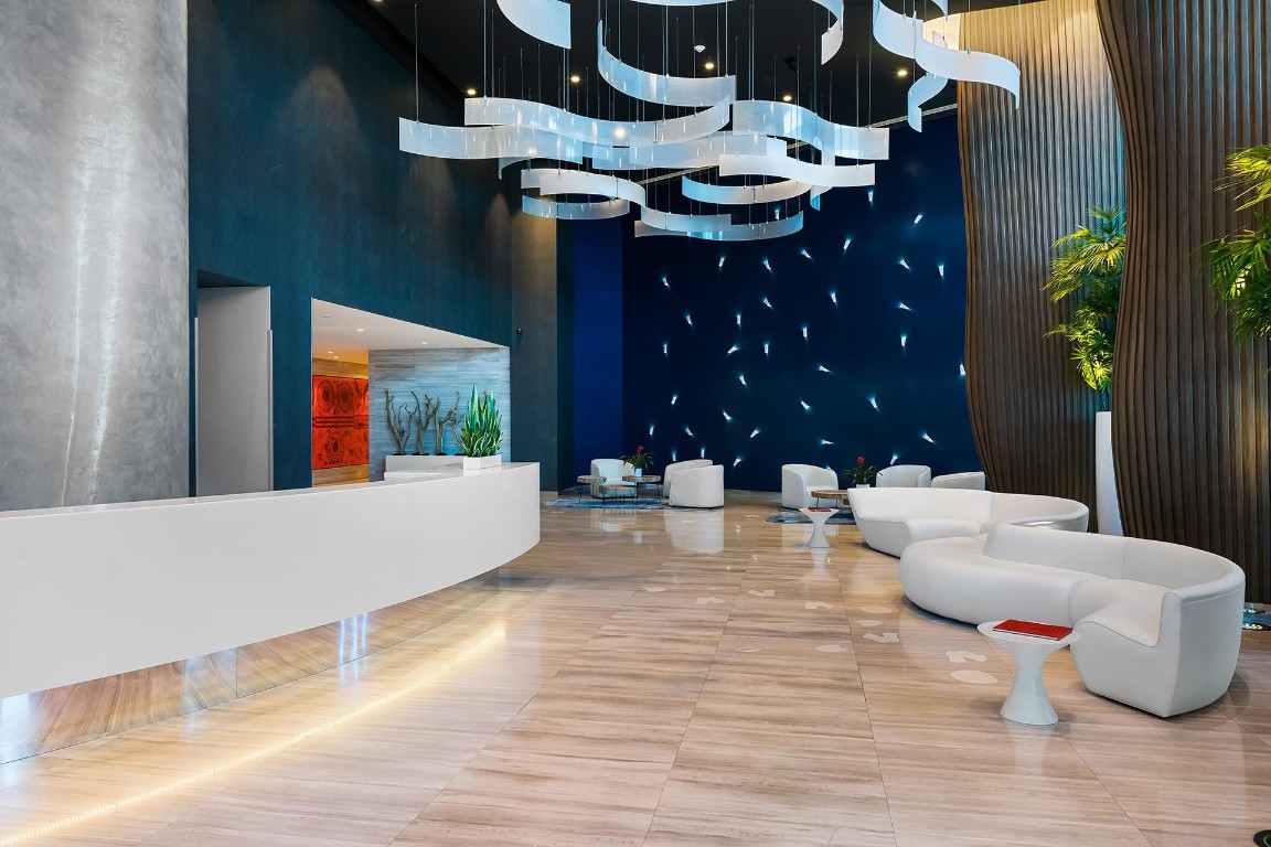 701 N Fort Lauderdale Beach Blvd: Unit 1205