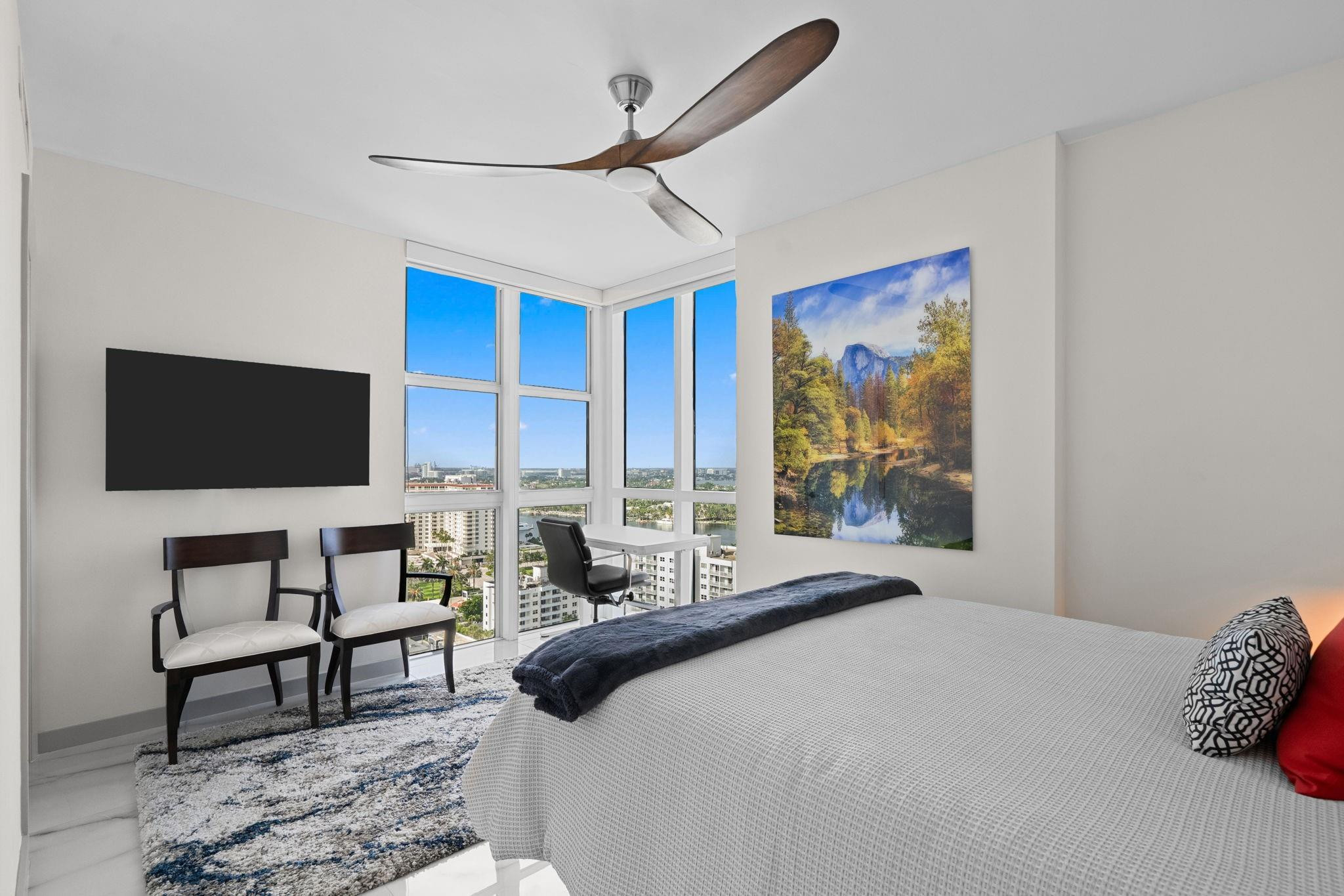 101 S Fort Lauderdale Beach Blvd: Unit 2106