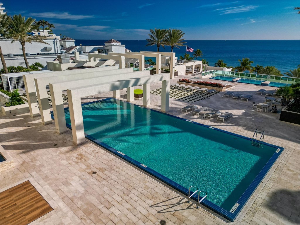 101 S Fort Lauderdale Beach Blvd: Unit 2106