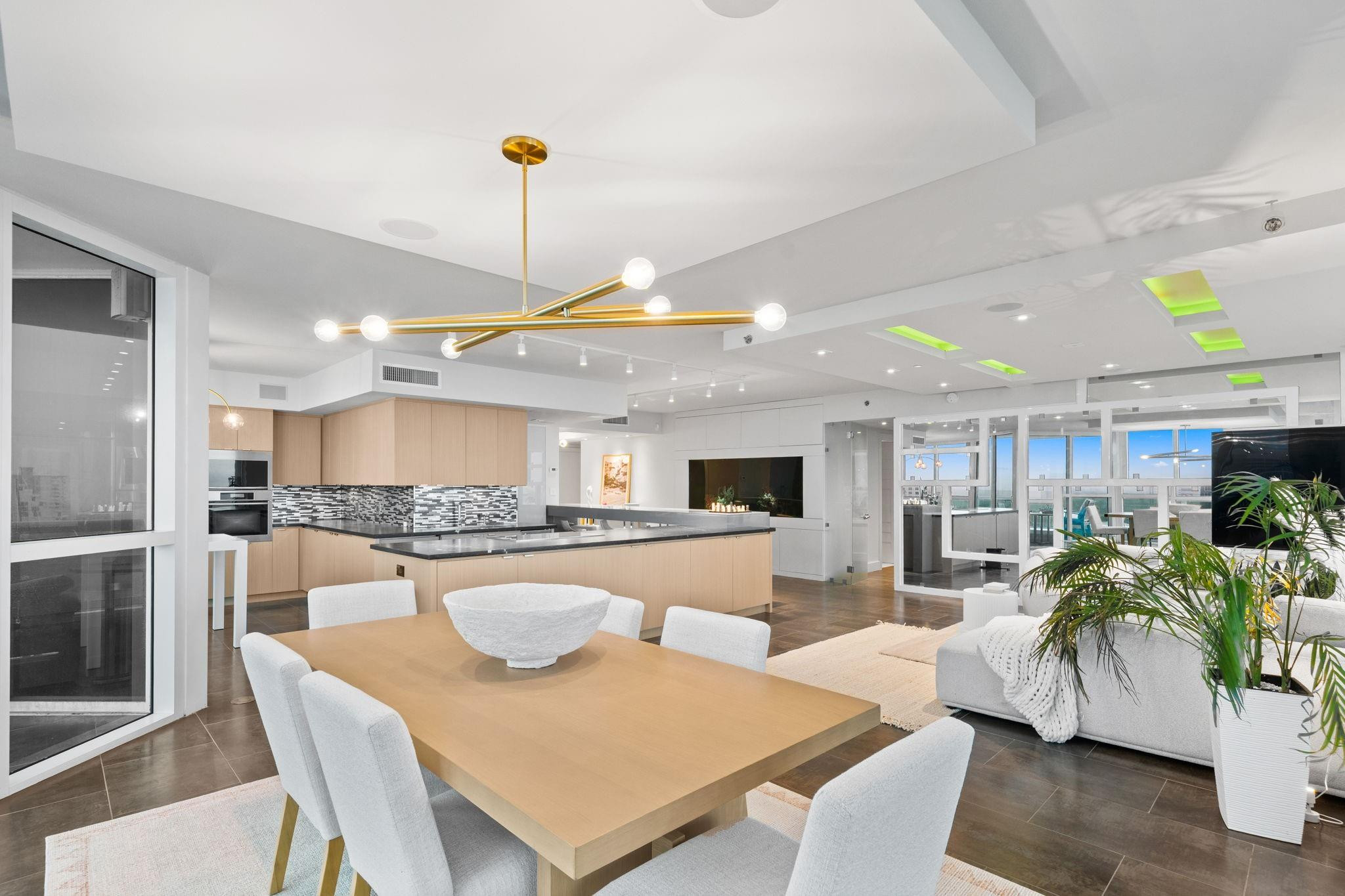 101 S Fort Lauderdale Beach Blvd: Unit 1501