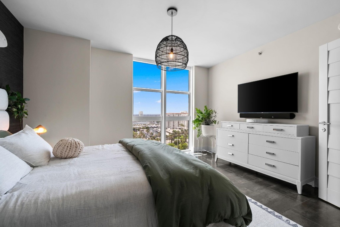 101 S Fort Lauderdale Beach Blvd: Unit 1501