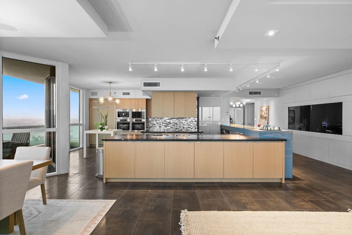 101 S Fort Lauderdale Beach Blvd: Unit 1501