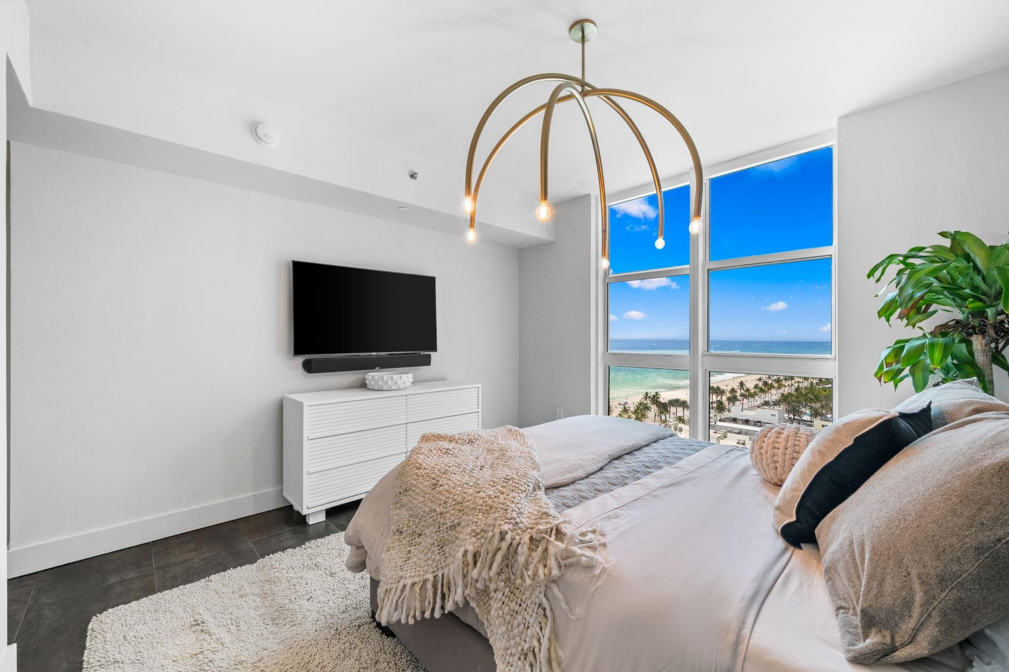 101 S Fort Lauderdale Beach Blvd: Unit 1501