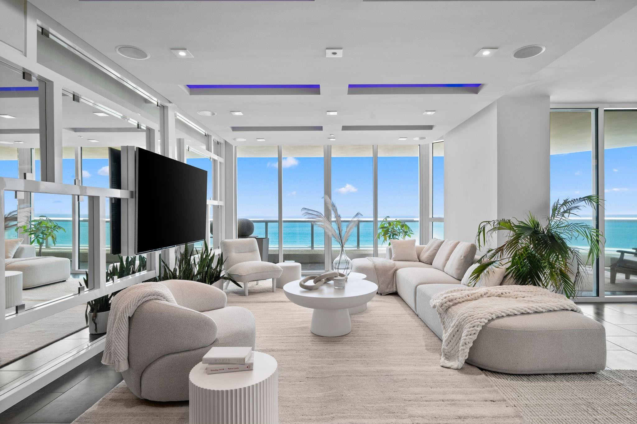 101 S Fort Lauderdale Beach Blvd: Unit 1501