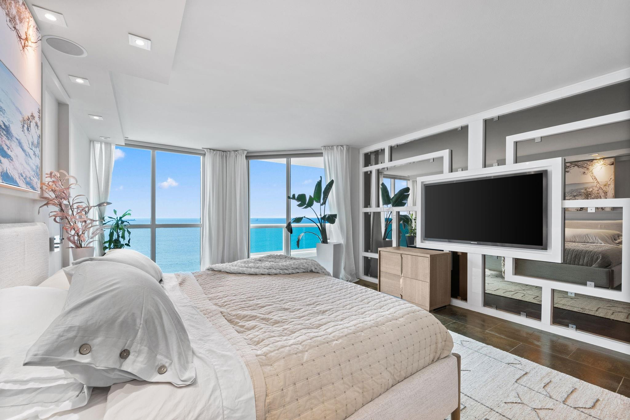 101 S Fort Lauderdale Beach Blvd: Unit 1501