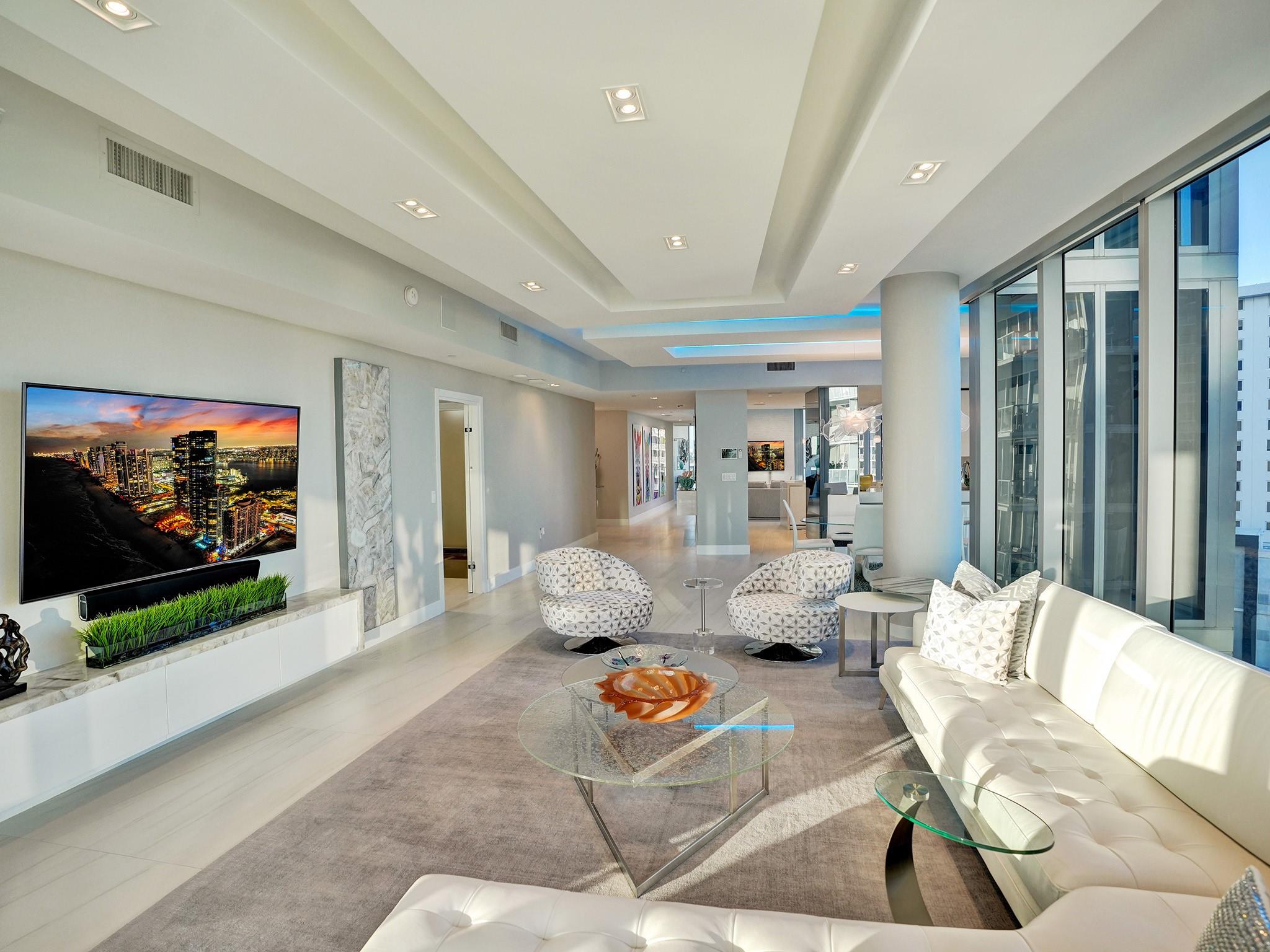 2200 N Ocean Boulevard S706