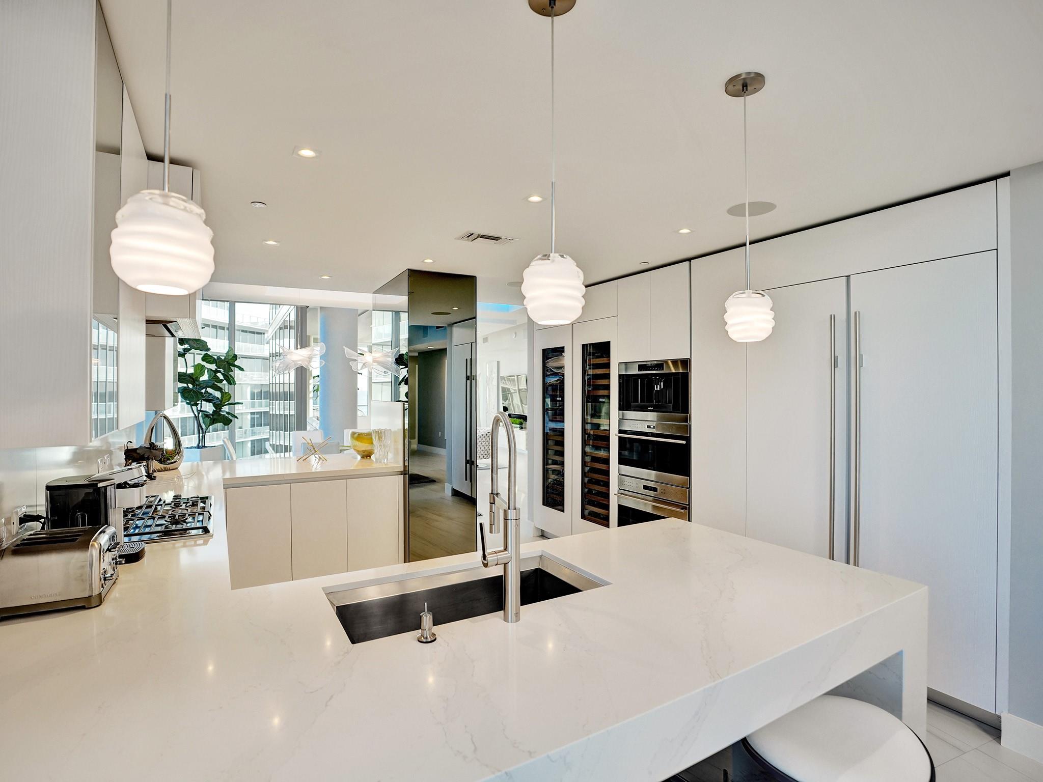 2200 N Ocean Boulevard S706