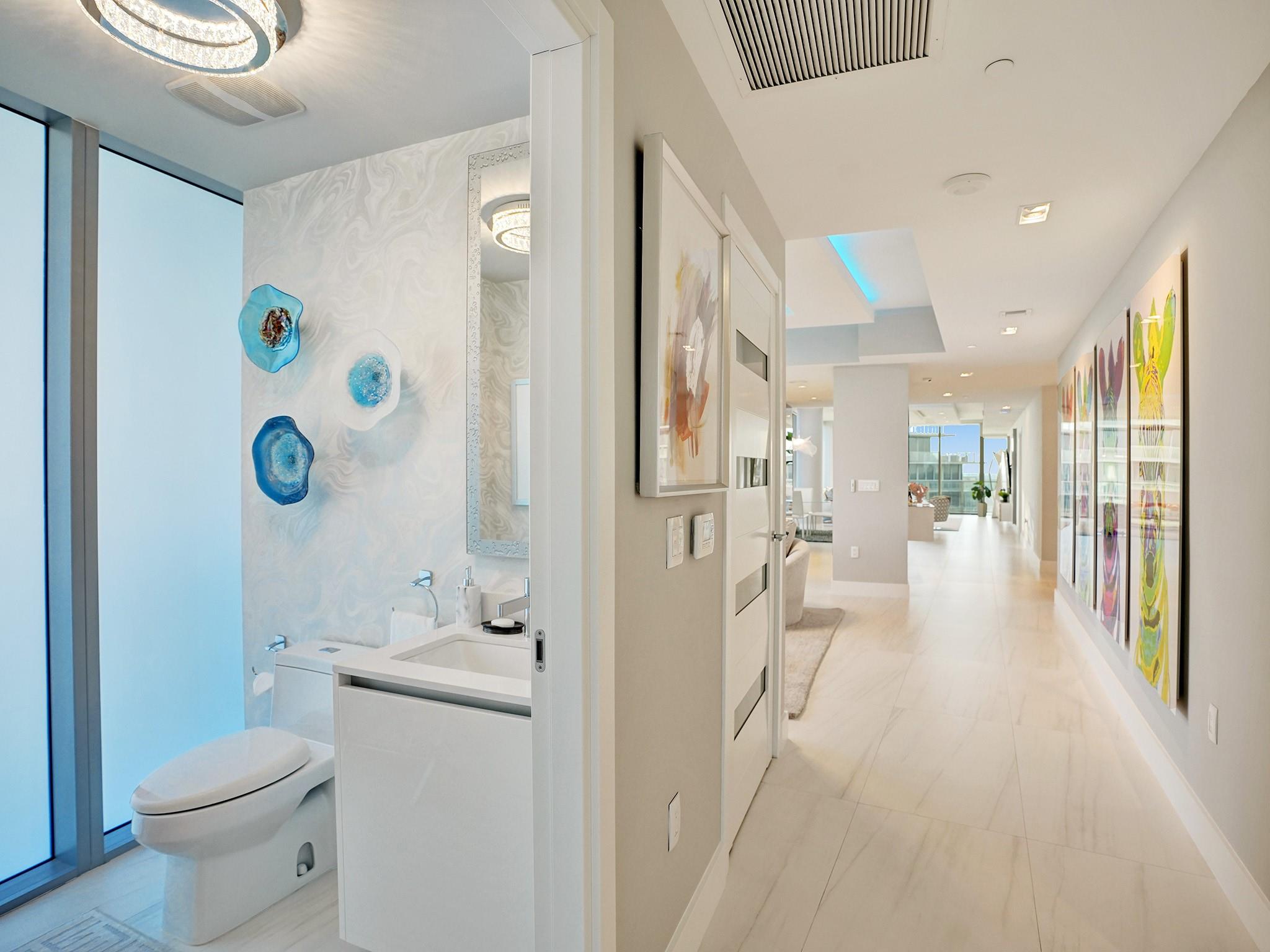 2200 N Ocean Boulevard S706