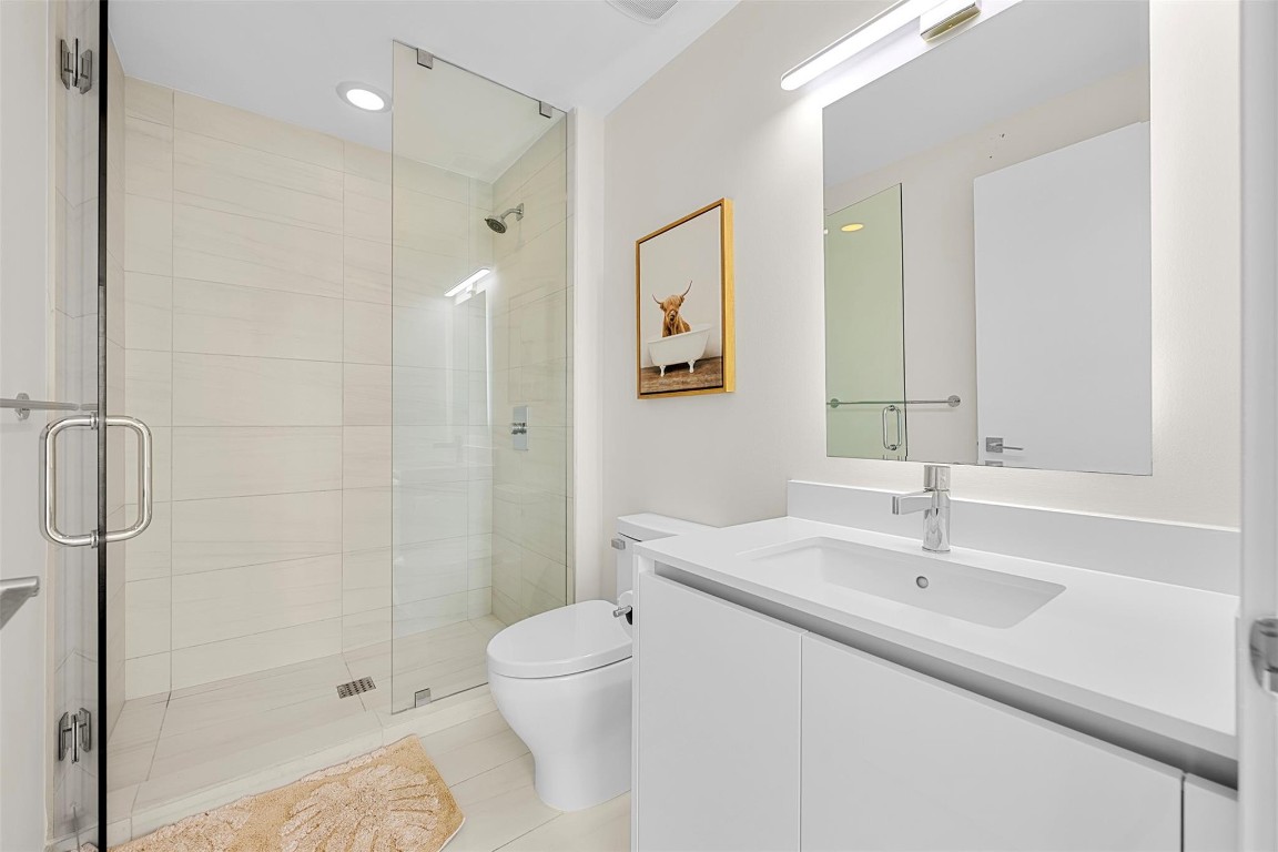 2200 N Ocean Blvd: Unit N403