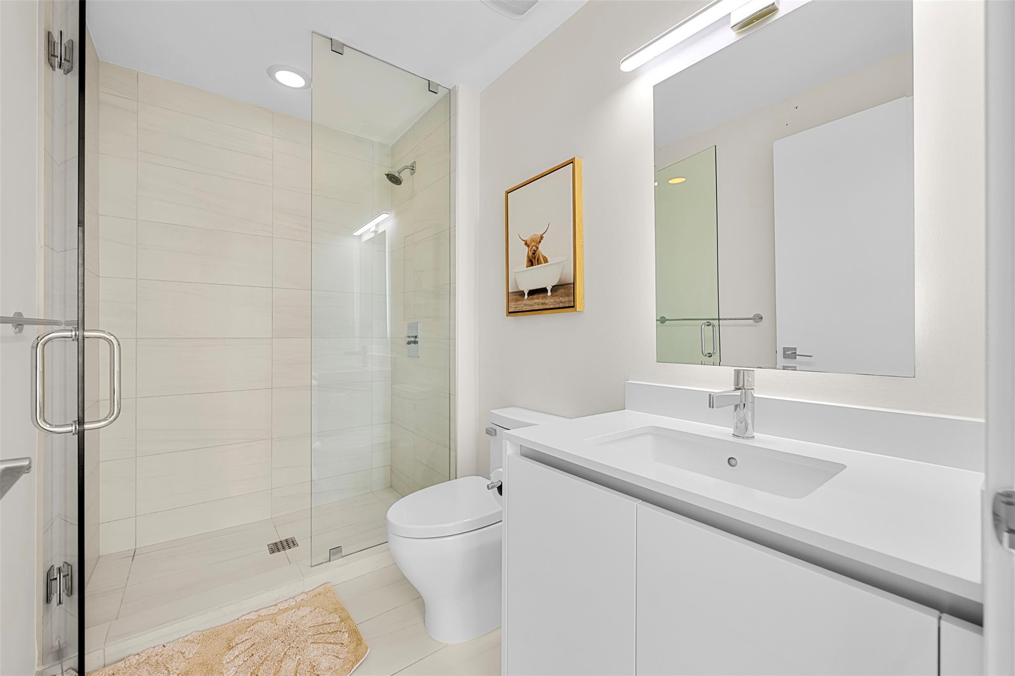 2200 N Ocean Blvd: Unit N403